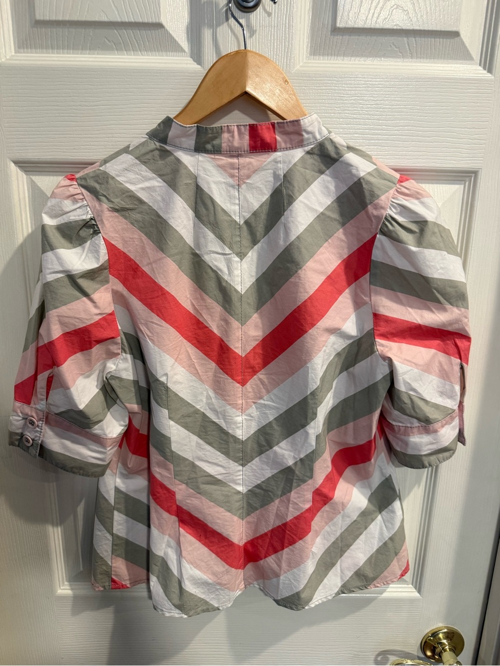 Maeve Anthropologie Chevron Top with Coral Accents - Picture 7 of 11